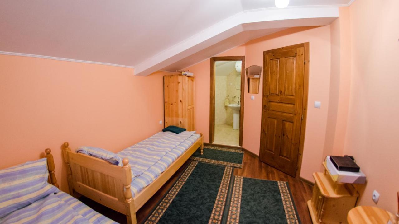 Къща За Гости Черна Река Ribarica Ngoại thất bức ảnh